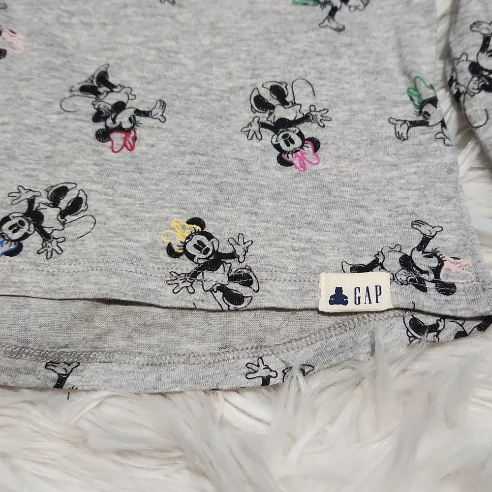 NWT Baby GAP Minnie Mouse Long Sleeve Shirt- 4 Years